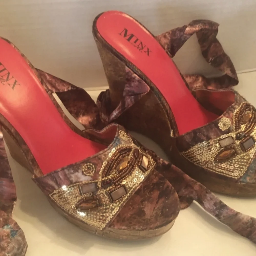 New Size 6 Wedge Heel With Sequins and Rhinestones By MINX